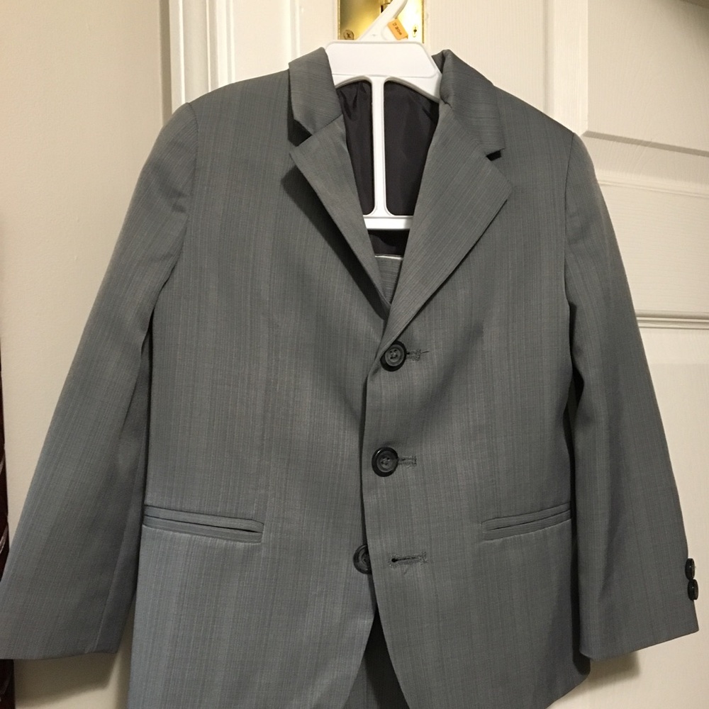 Dress suit for little boys